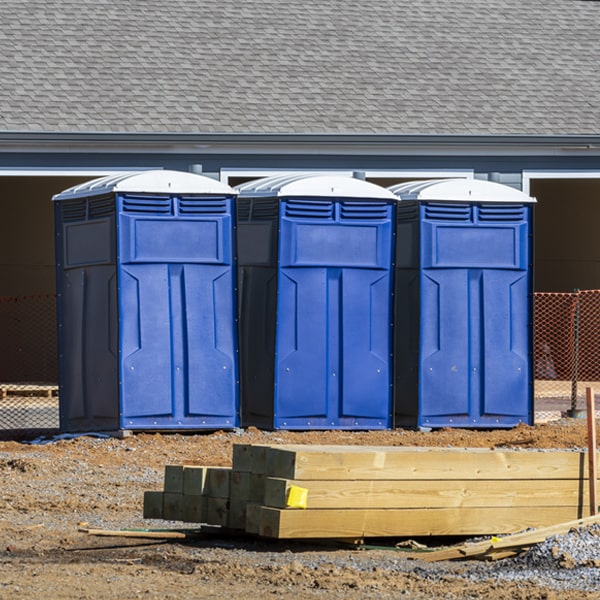 how can i report damages or issues with the portable toilets during my rental period in Star City AR